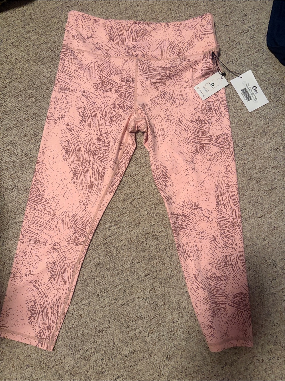 Zyia Active Etching LNT Leggings! 14/16
New with tags - Picture 1 of 5